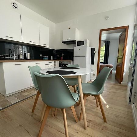 Appartement Le Petit Charcot Шарлевіль-Мезьєр Екстер'єр фото