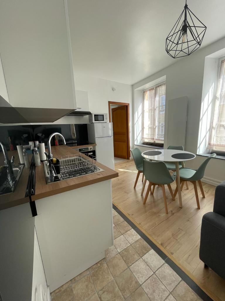 Appartement Le Petit Charcot Шарлевіль-Мезьєр Екстер'єр фото